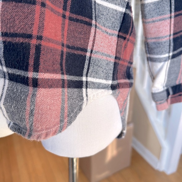 Gap Pink Black and Cream Plaid Button Down Flannel Shirt Youth Size 12 - Picture 8 of 10